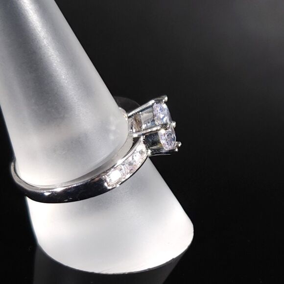 Simulated Diamond Ring Silvertone Size 8 - Picture 4 of 13